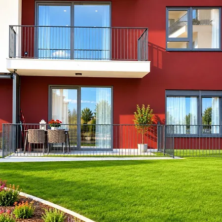 דירה Hugo Luxury - New With Garden & Parking *